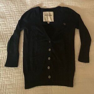 3 PIECE LOT OF ZARA, ABERCROMBIE, TRUE RELIGION